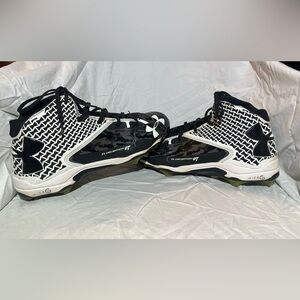 Metal under armor men’s cleats